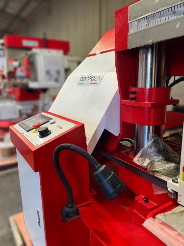 Sierra Cinta CNC Doble Columna - Violetta 500_(4)